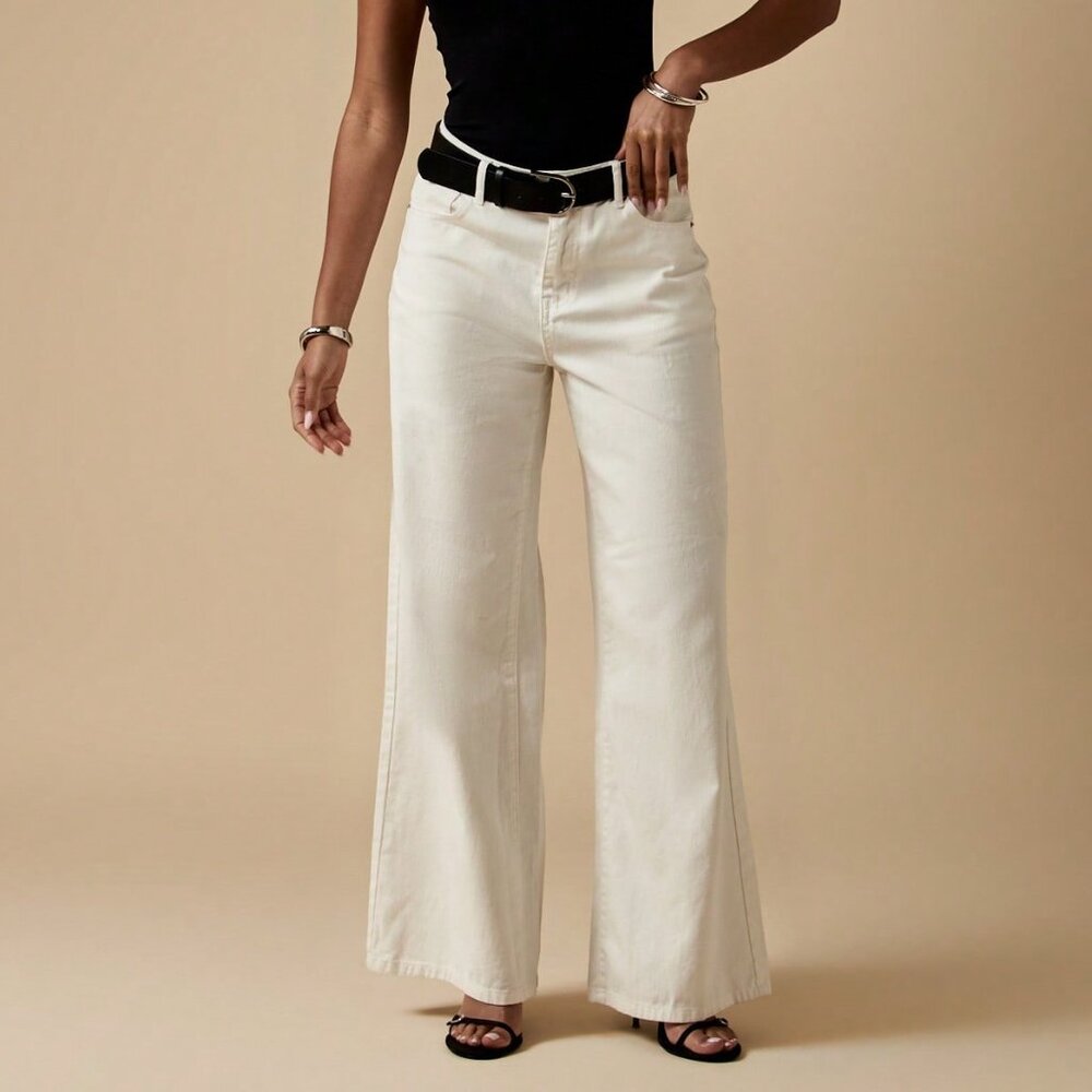 D10 - MISSGUIDED Denim Wide Leg High Waisted Palazzo Style Jeans